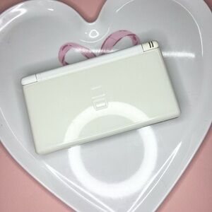 White Nintendo DS Lite Cleaned, Tested, & Working